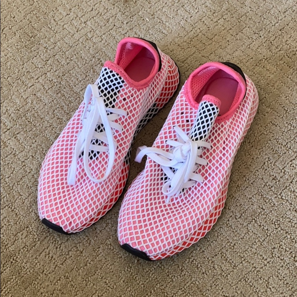 NBW Adidas sneakers